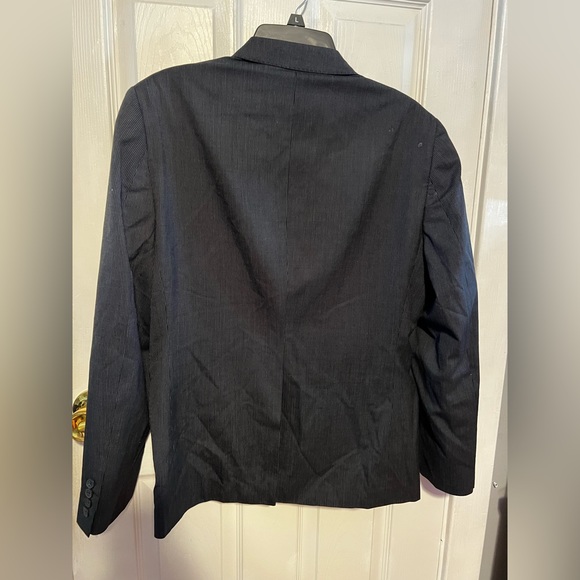 Apt 9 light pinstripe black suit size 36R 
Pants sold separately(bundle & save) - Picture 2 of 6